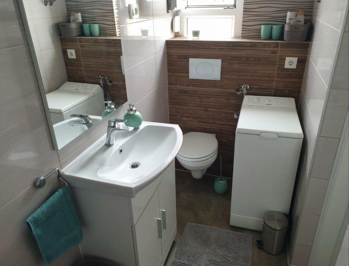 Seventh Heaven 2 Apartment Split Luaran gambar