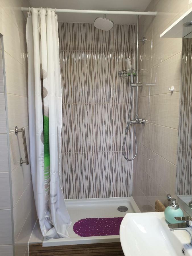 Seventh Heaven 2 Apartment Split Luaran gambar